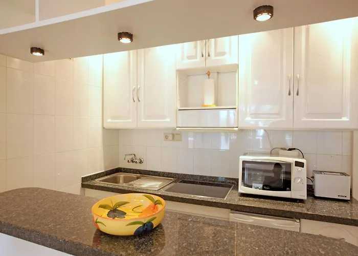 House In Near Sandy Nyaraló Marbella