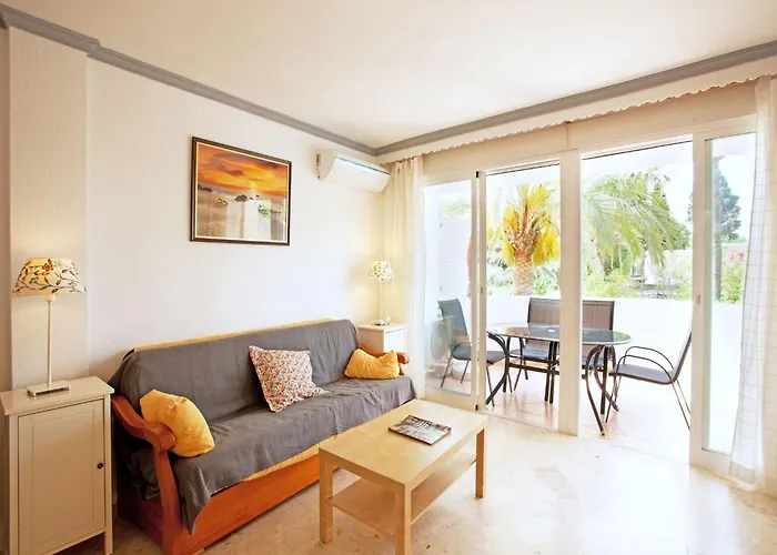 House In Near Sandy Nyaraló Marbella